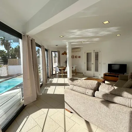 Son Blanc 6 Villa *
